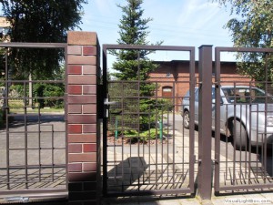 p8030200             