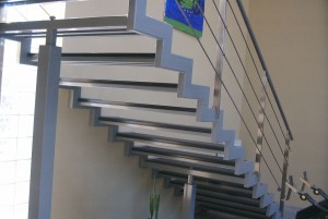 01010125-primary           